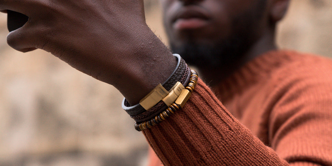 There have been gold jewelry trends for years, but what about men's jewelry?