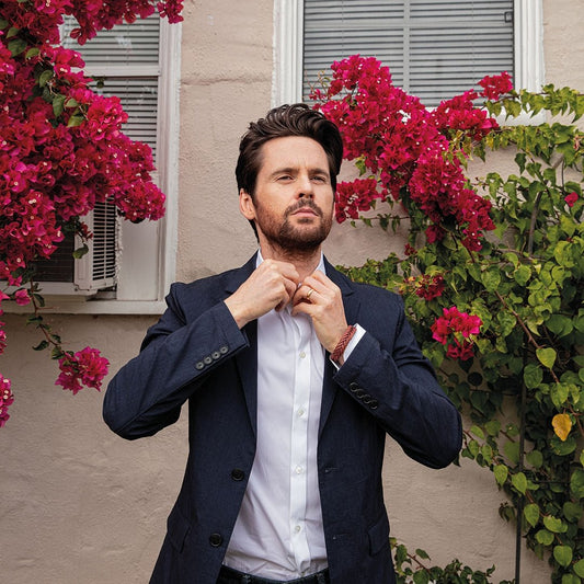 STEEL & BARNETT placement on British actor Tom Riley. - STEEL & BARNETT