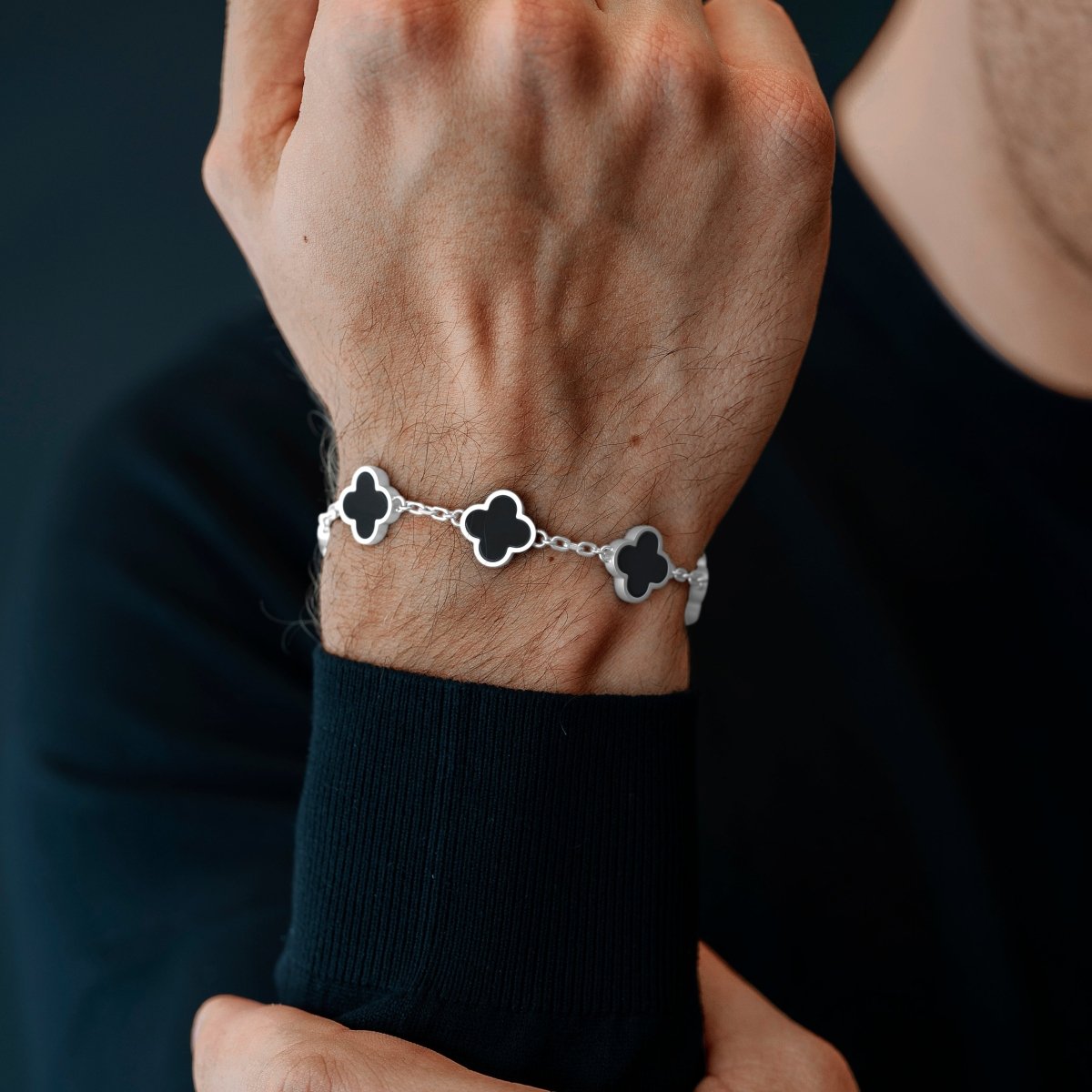 Clover Gemstone Bracelet Black Onyx – STEEL & BARNETT