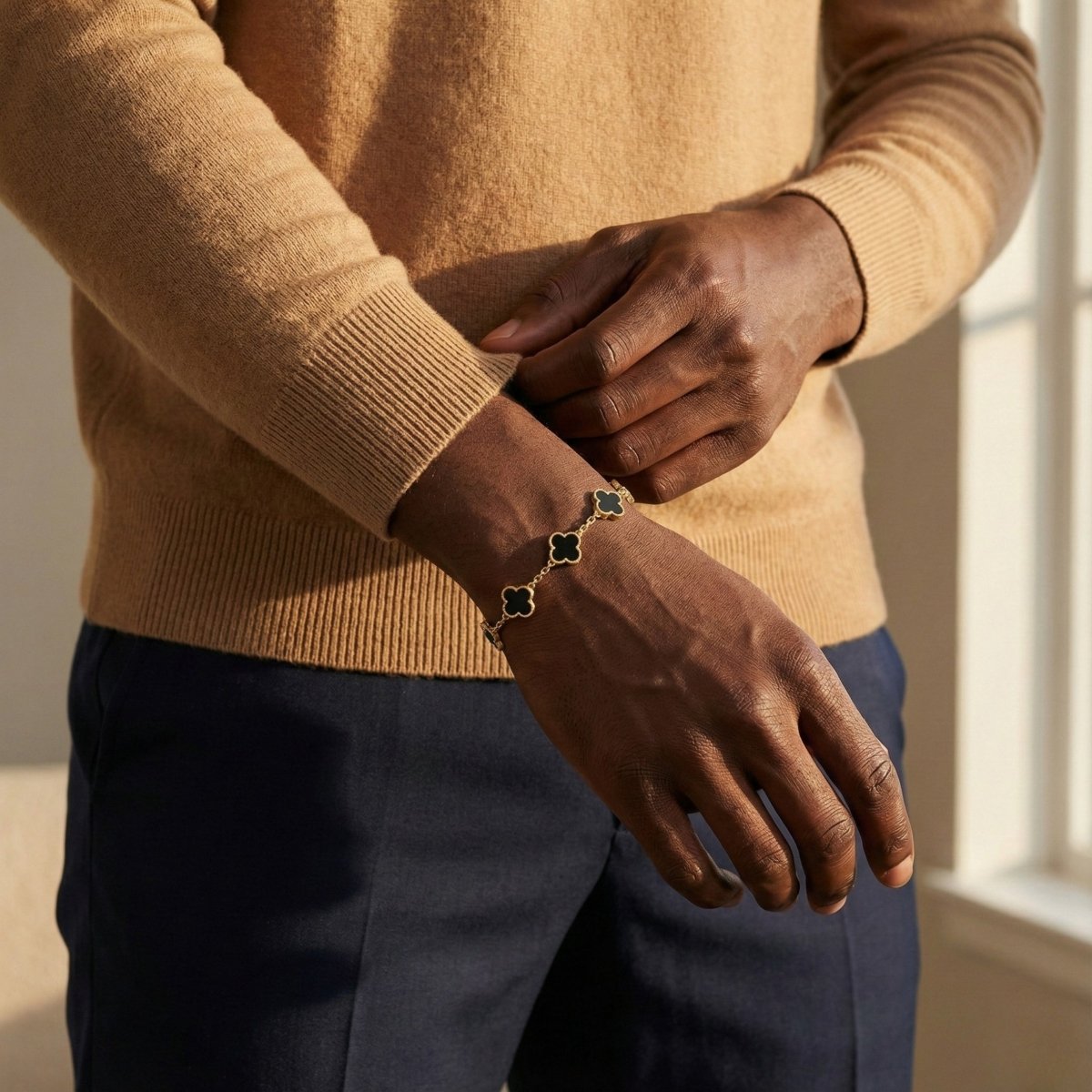 Lucky Clover Black Onyx Charm Bracelet In 18K Plated Gold - STEEL & BARNETT