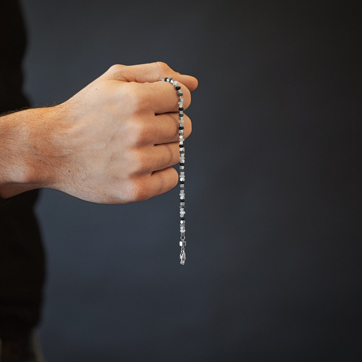 Vertex Stones Bracelet Umbra Adjustable - STEEL & BARNETT